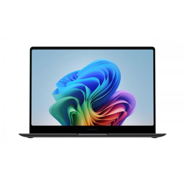Samsung - Galaxy Book5 Pro Copilot+ PC Intel Core Ultra 5 226V Portátil 35,6 cm (14") Pantalla táctil WQXGA+ 16 GB LPDDR5x-SDRAM